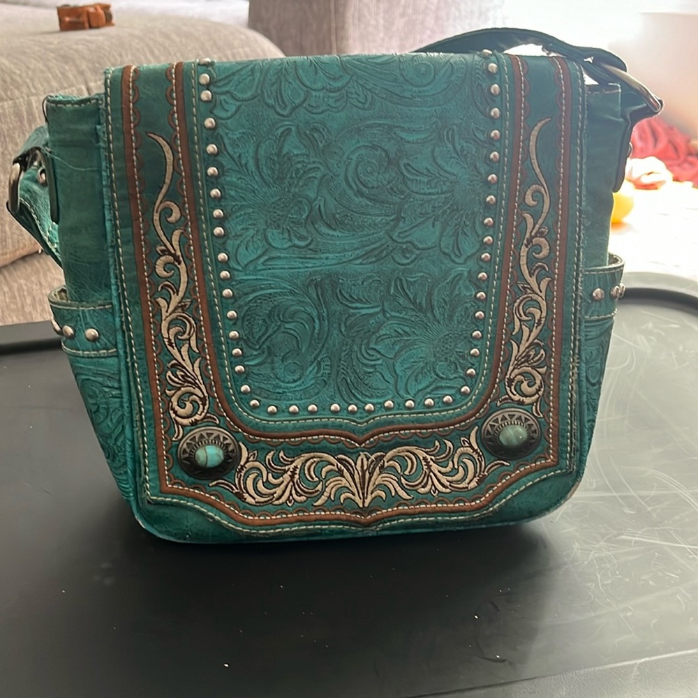 Crossbody bag